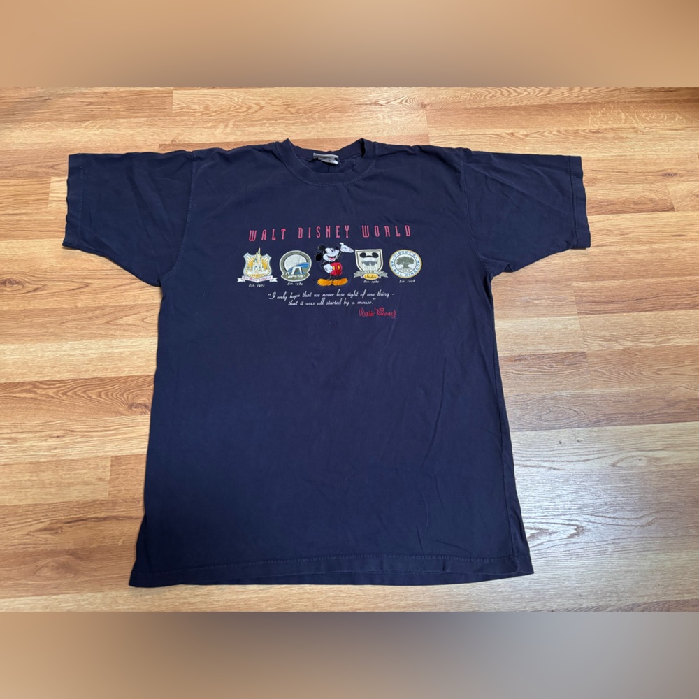 Vintage Walt Disney World (Walt Disney Quote) Blue T-shirt Mens Large Unisex